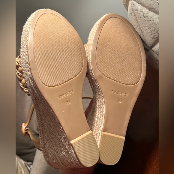 Nine West Hosana 3 Tan Wedge Sandal Size 9 - Picture 9 of 10